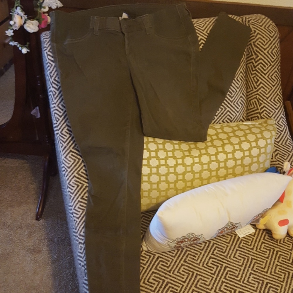 Side panel "rockstar" old navy maternity pants